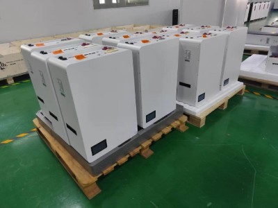 Entrega de baterías de litio montadas en pared